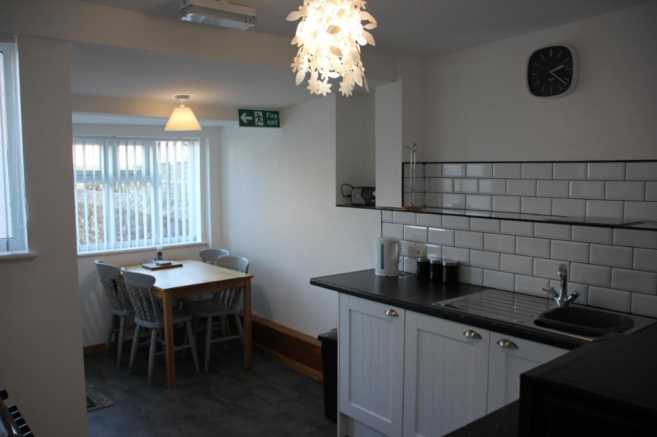 Candlelight Apartment Minehead Exterior photo
